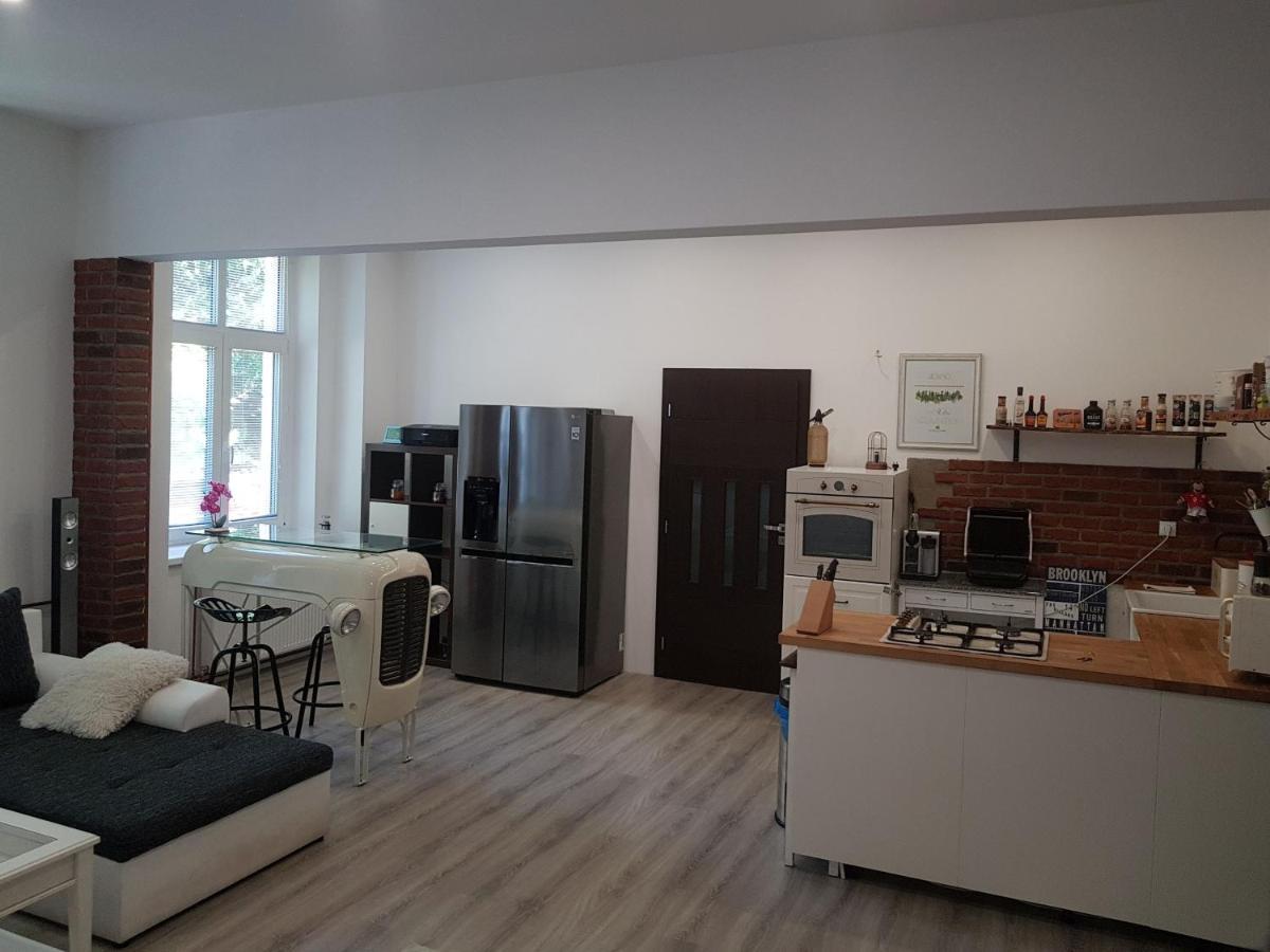 Apartman Karlovy Vary Apartment Exterior foto